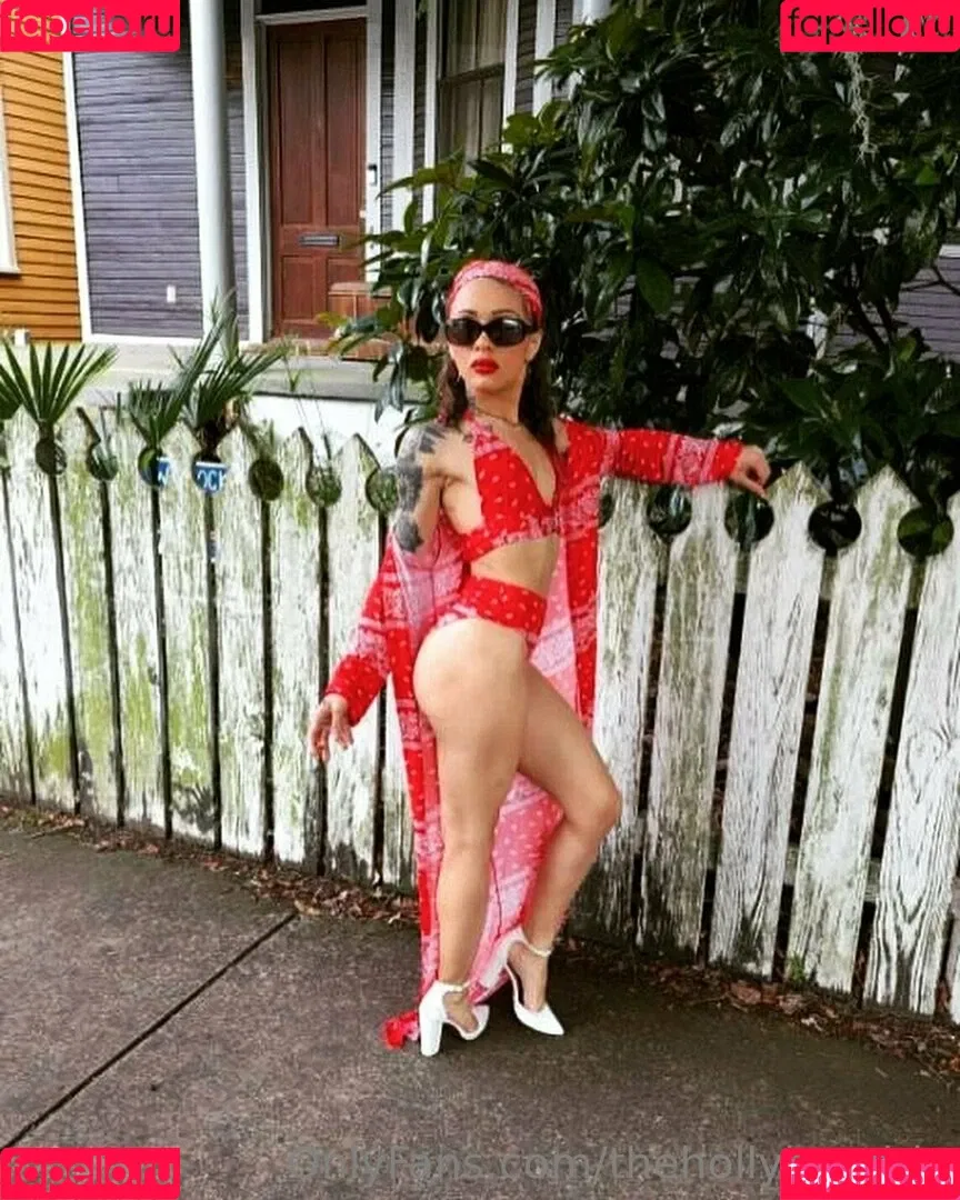 thehollyhendrix Onlyfans Photo Gallery 