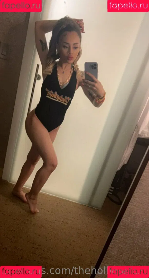 thehollyhendrix Onlyfans Photo Gallery 