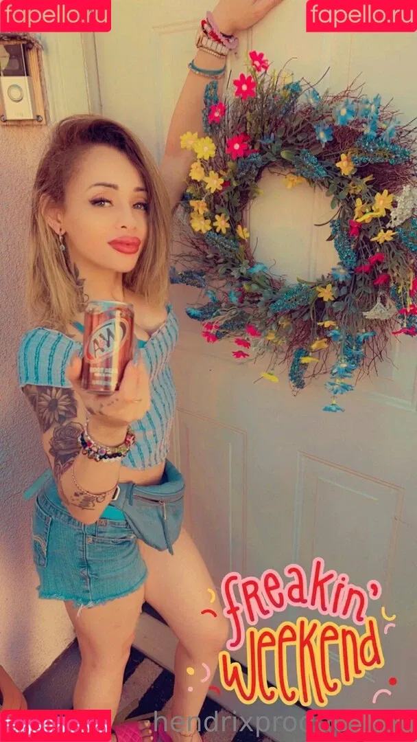 thehollyhendrix Onlyfans Photo Gallery 