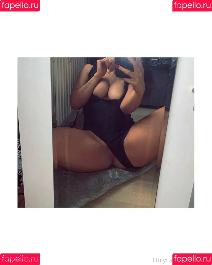 Chlox Onlyfans Photo Gallery 