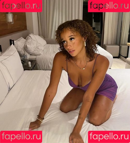 Chlox Onlyfans Photo Gallery 