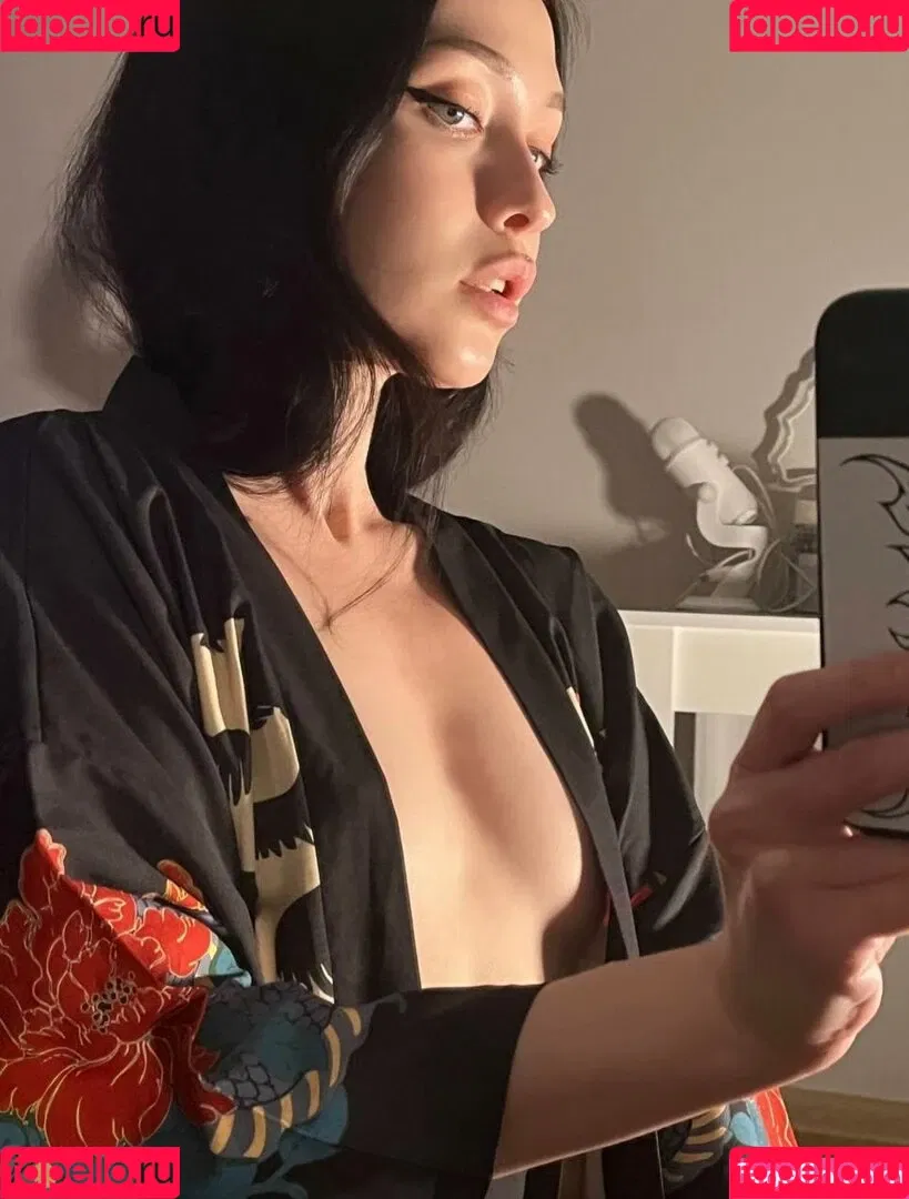 girlwalkingonfire Onlyfans Photo Gallery 