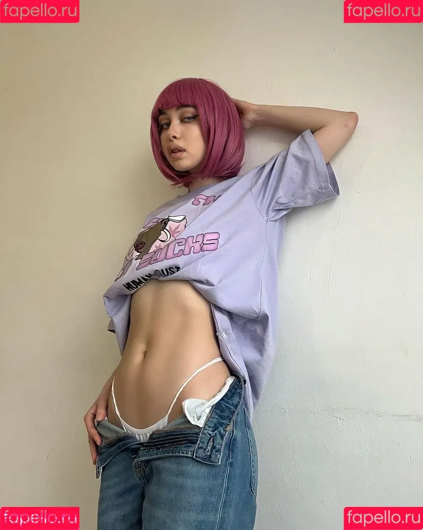girlwalkingonfire Onlyfans Photo Gallery 