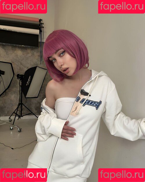 girlwalkingonfire Onlyfans Photo Gallery 