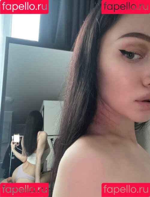 girlwalkingonfire Onlyfans Photo Gallery 