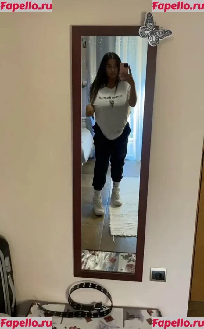 Anneris18 Onlyfans Photo Gallery 