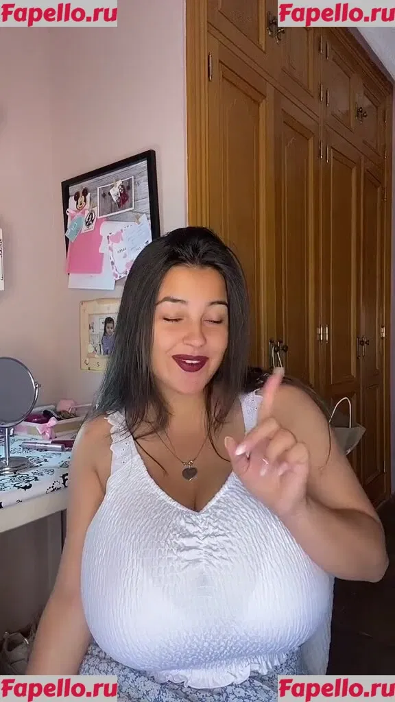 Anneris18 Onlyfans Photo Gallery 