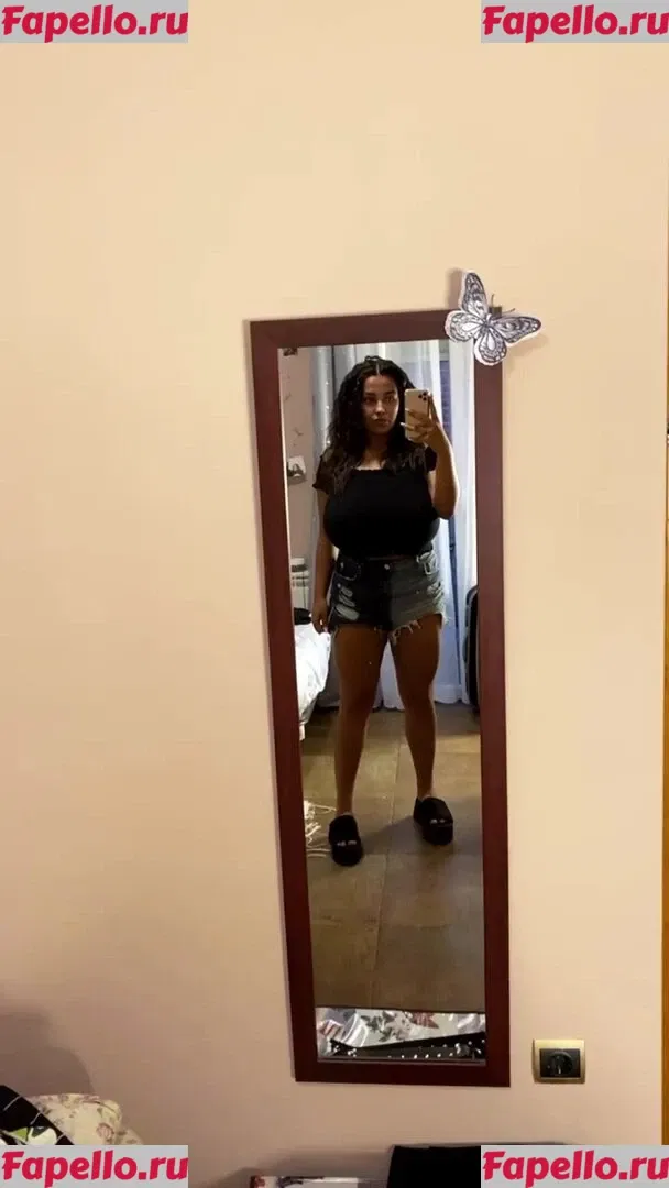 Anneris18 Onlyfans Photo Gallery 