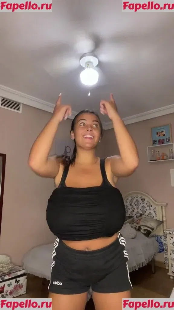 Anneris18 Onlyfans Photo Gallery 