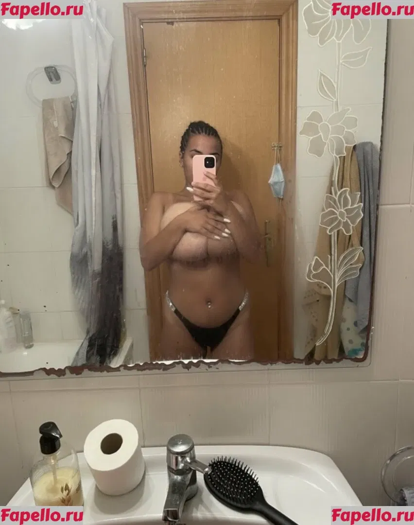 Anneris18 Onlyfans Photo Gallery 