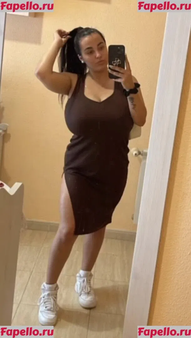 Anneris18 Onlyfans Photo Gallery 