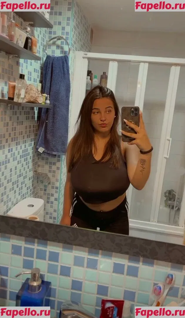 Anneris18 Onlyfans Photo Gallery 