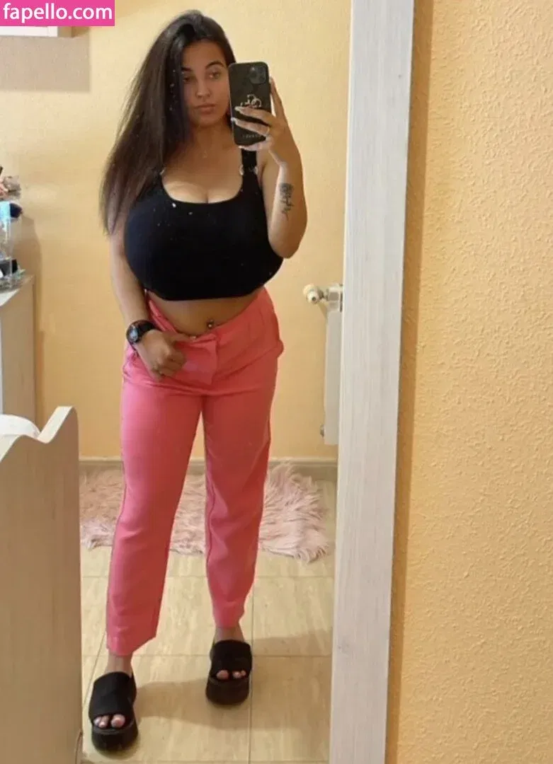 Anneris18 Onlyfans Photo Gallery 