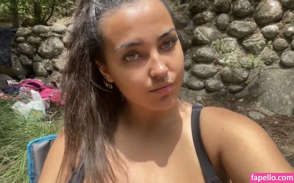 Anneris18 Onlyfans Photo Gallery 