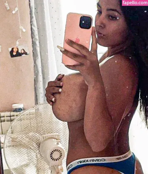 Anneris18 Onlyfans Photo Gallery 