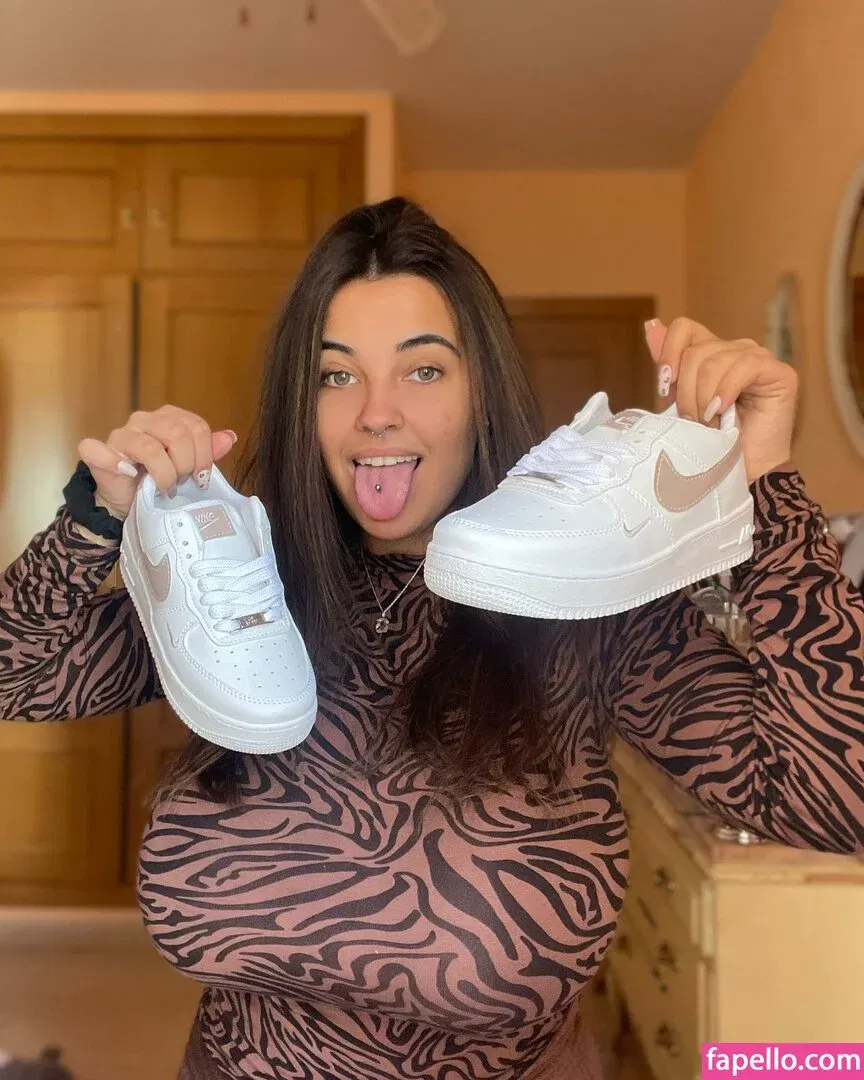 Anneris18 Onlyfans Photo Gallery 