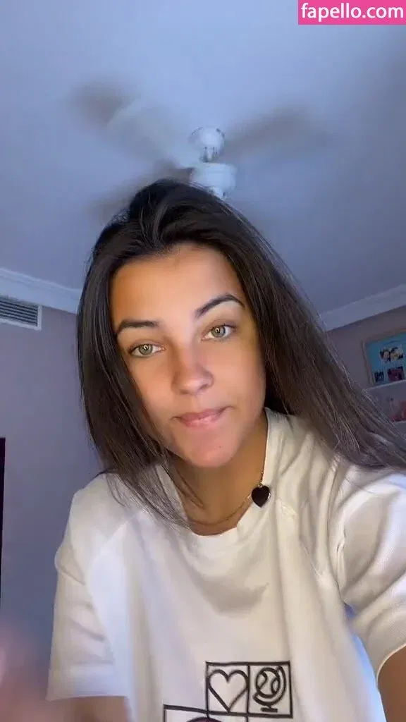 Anneris18 Onlyfans Photo Gallery 