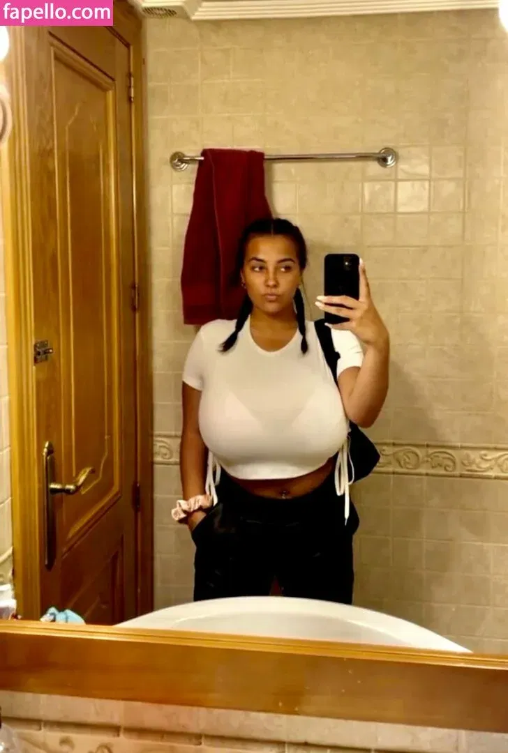 Anneris18 Onlyfans Photo Gallery 