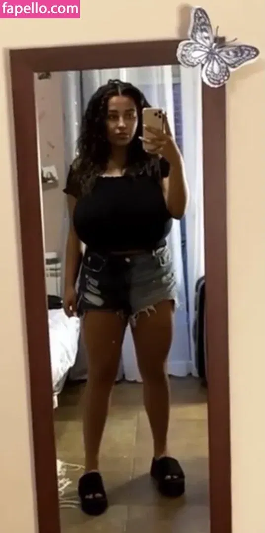 Anneris18 Onlyfans Photo Gallery 