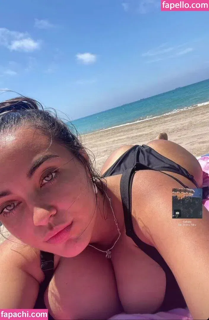 Anneris18 Onlyfans Photo Gallery 