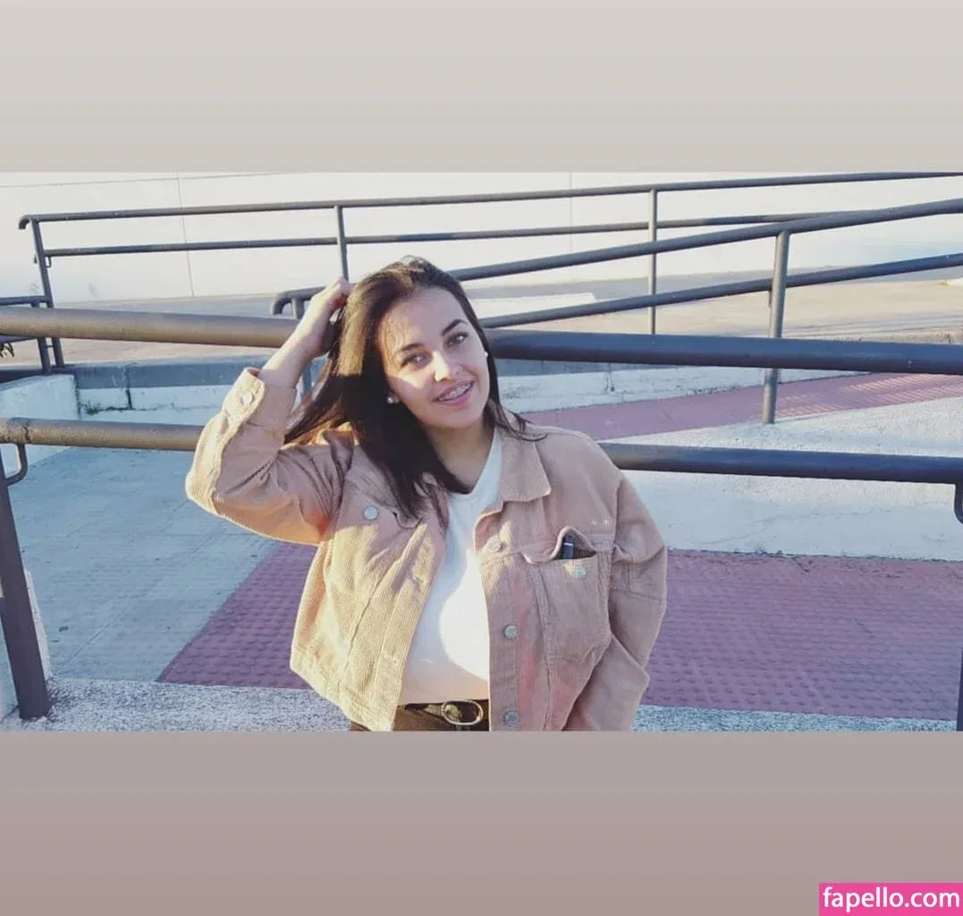 Anneris18 Onlyfans Photo Gallery 