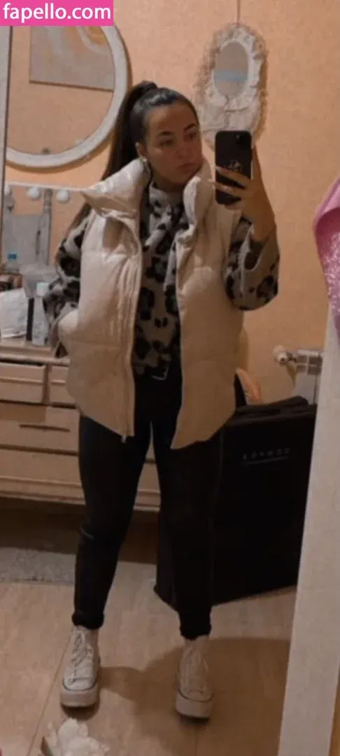 Anneris18 Onlyfans Photo Gallery 