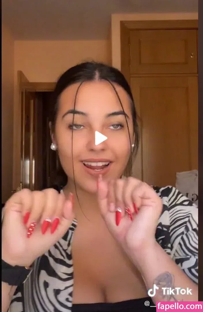 Anneris18 Onlyfans Photo Gallery 