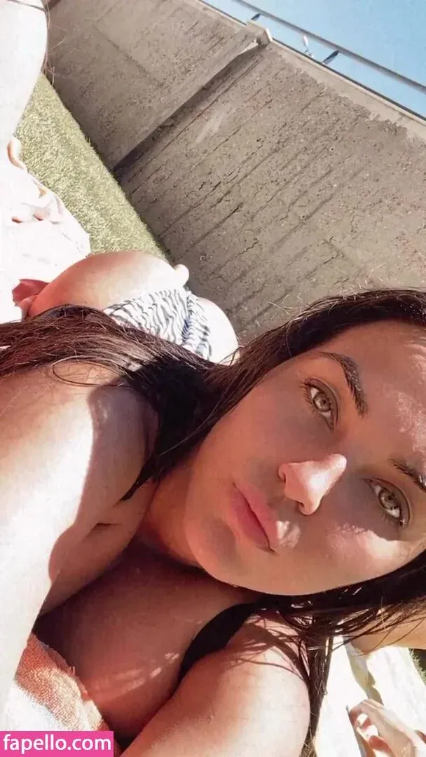 Anneris18 Onlyfans Photo Gallery 