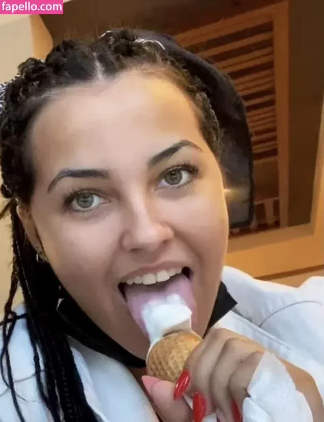 Anneris18 Onlyfans Photo Gallery 