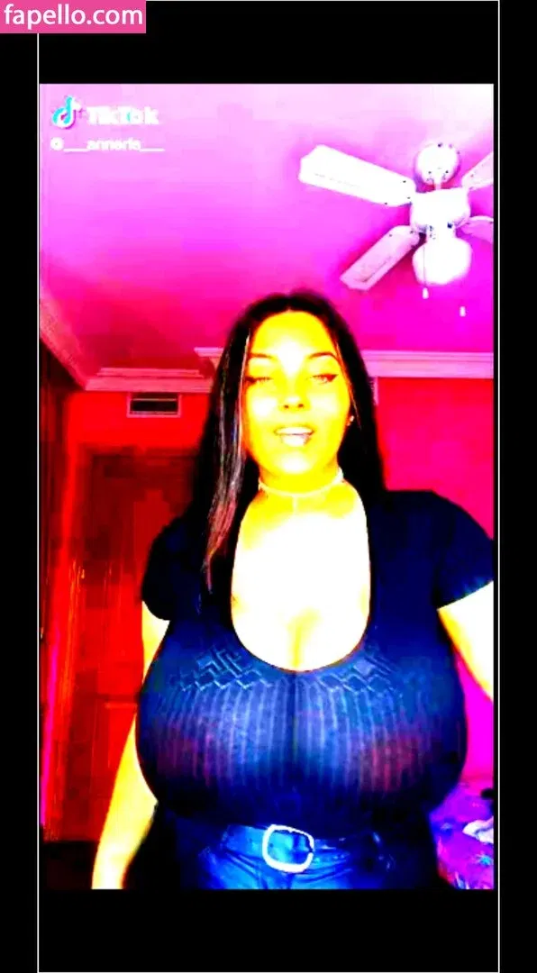 Anneris18 Onlyfans Photo Gallery 