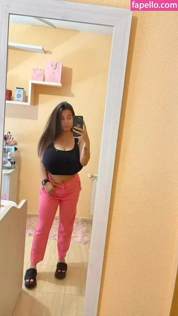 Anneris18 Onlyfans Photo Gallery 