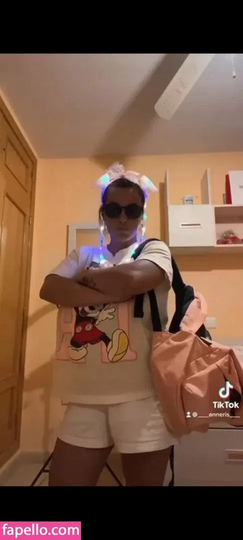 Anneris18 Onlyfans Photo Gallery 