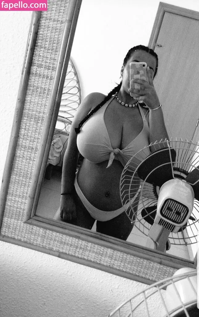 Anneris18 Onlyfans Photo Gallery 