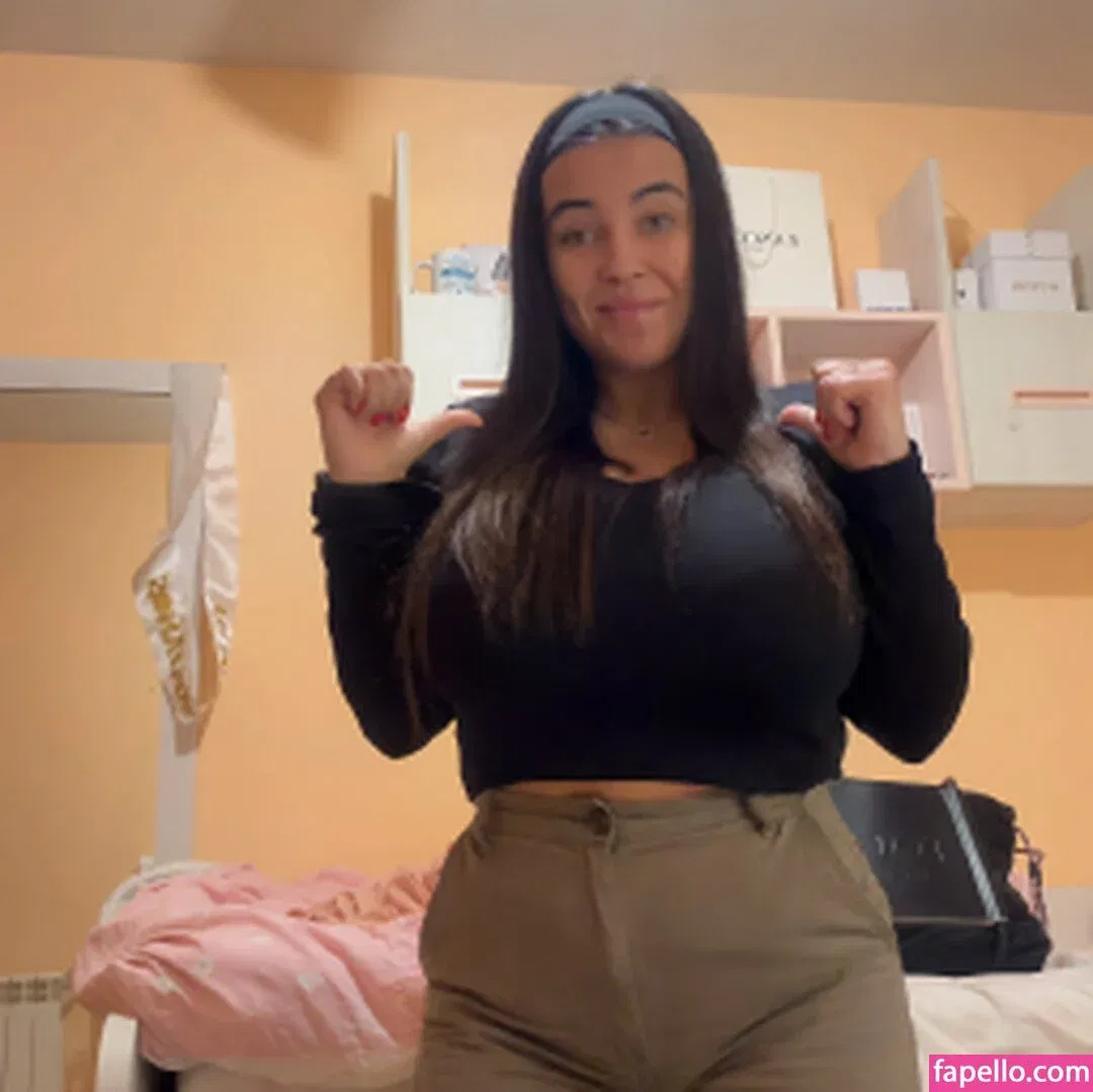 Anneris18 Onlyfans Photo Gallery 