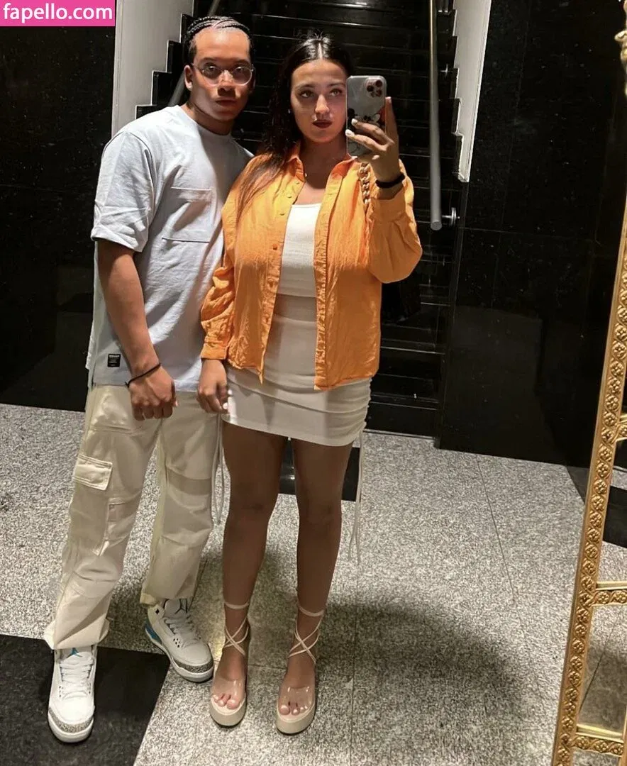 Anneris18 Onlyfans Photo Gallery 