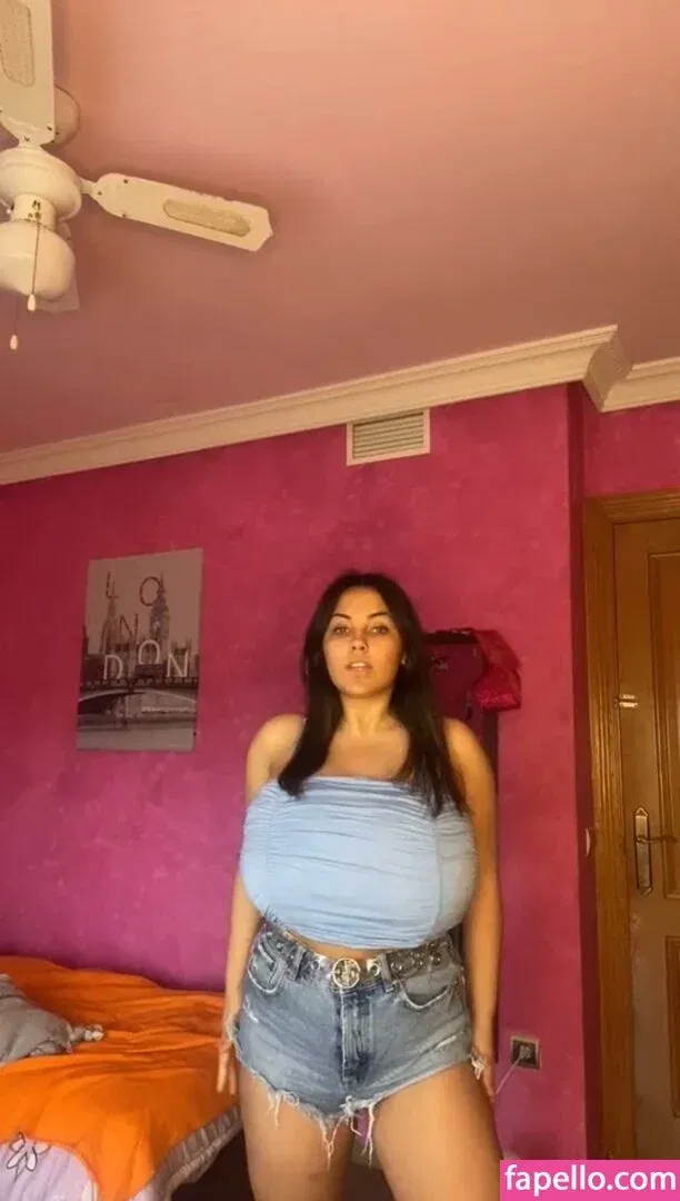 Anneris18 Onlyfans Photo Gallery 