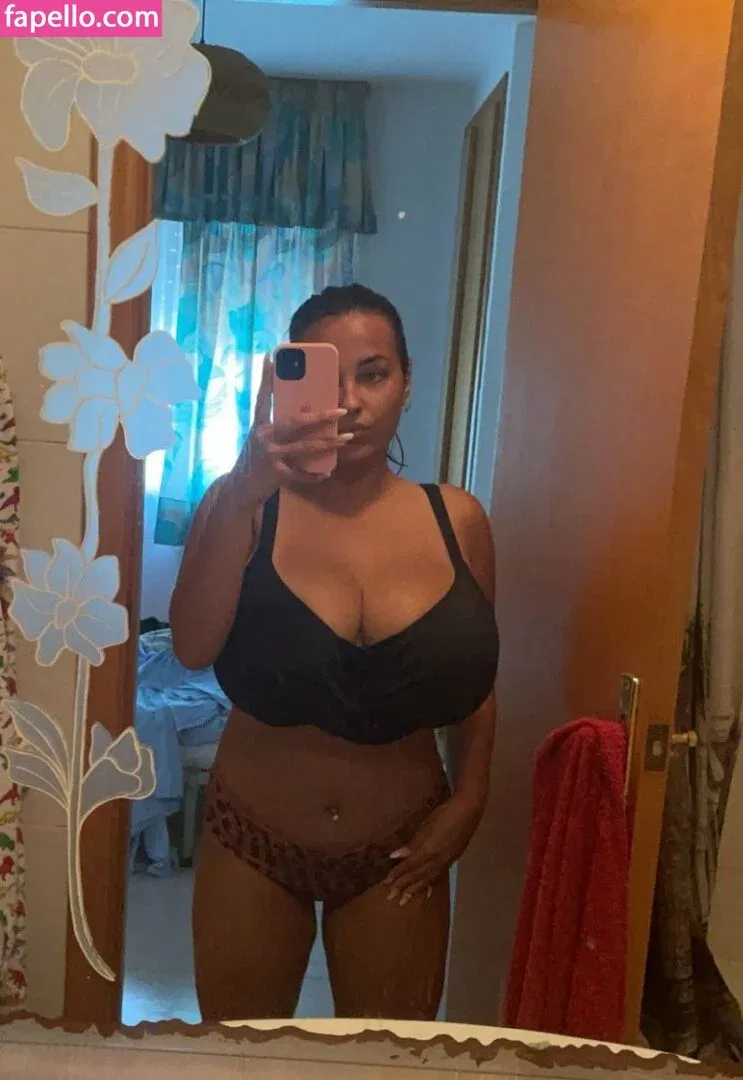 Anneris18 Onlyfans Photo Gallery 