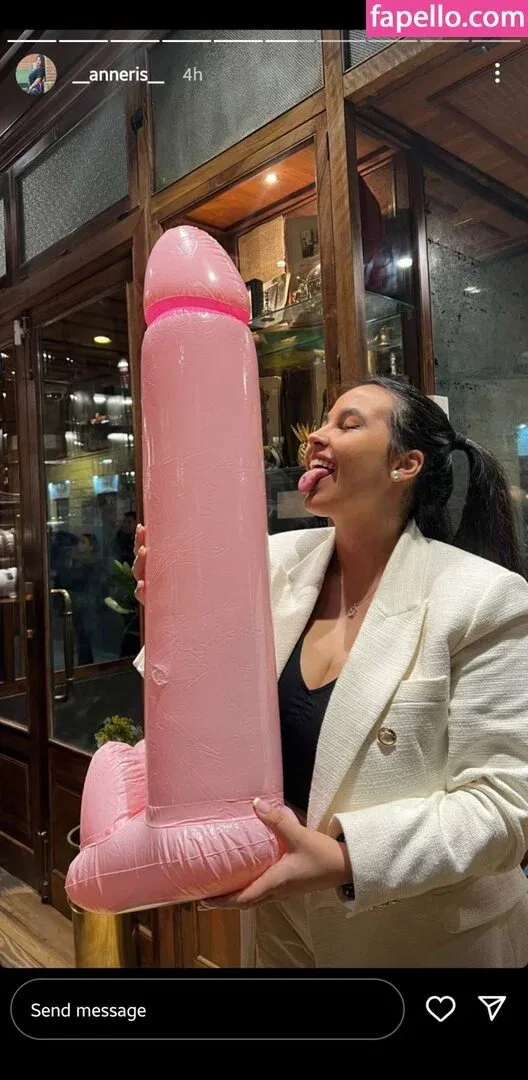 Anneris18 Onlyfans Photo Gallery 