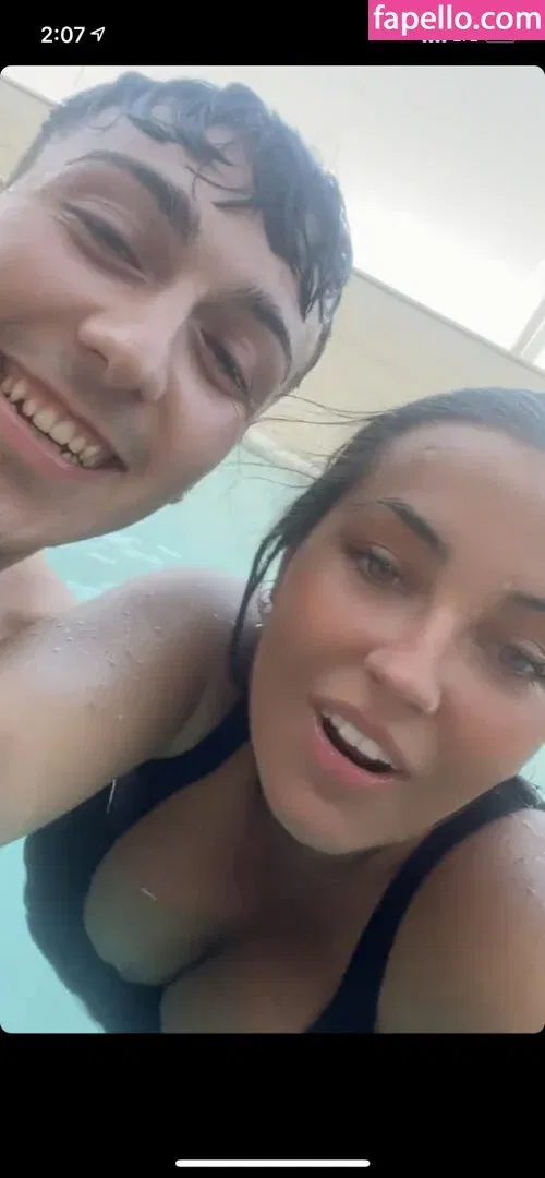 Anneris18 Onlyfans Photo Gallery 