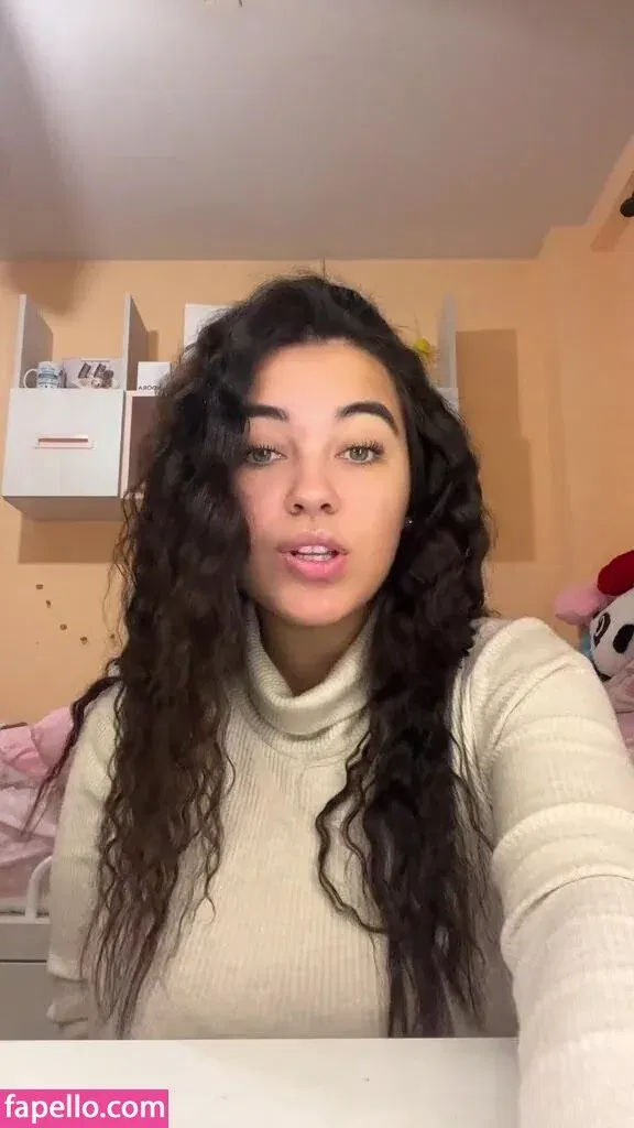 Anneris18 Onlyfans Photo Gallery 