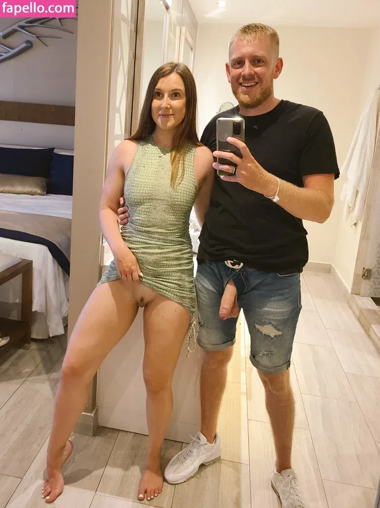 Nextdoornudists Onlyfans Photo Gallery 