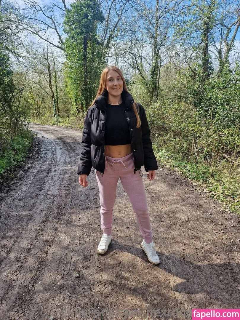 Nextdoornudists Onlyfans Photo Gallery 