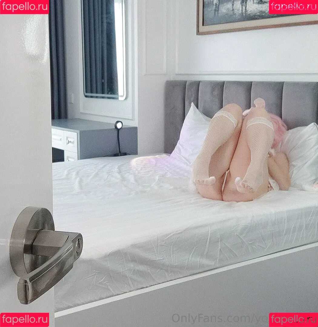 youraldora Onlyfans Photo Gallery 