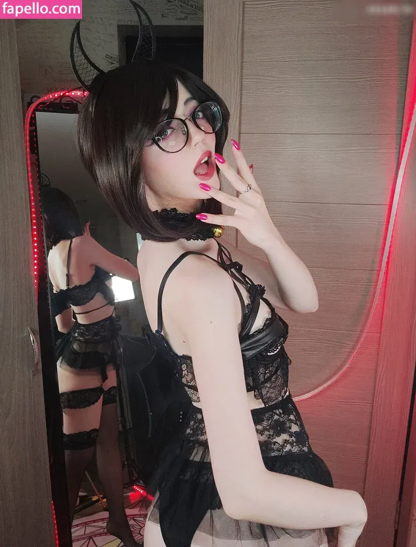 youraldora Onlyfans Photo Gallery 