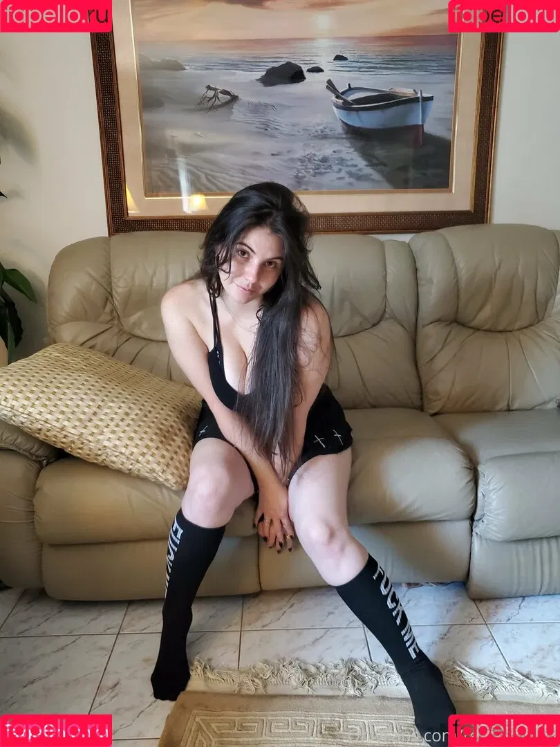realaikobliss Onlyfans Photo Gallery 