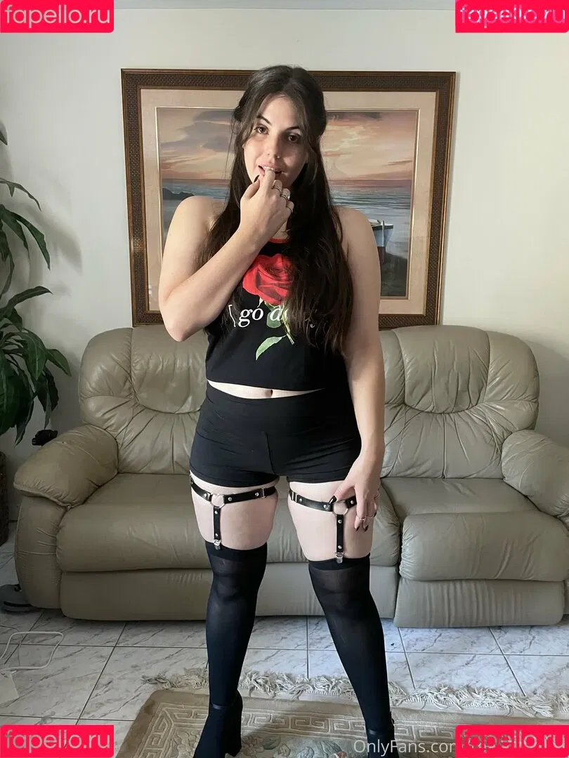 realaikobliss Onlyfans Photo Gallery 