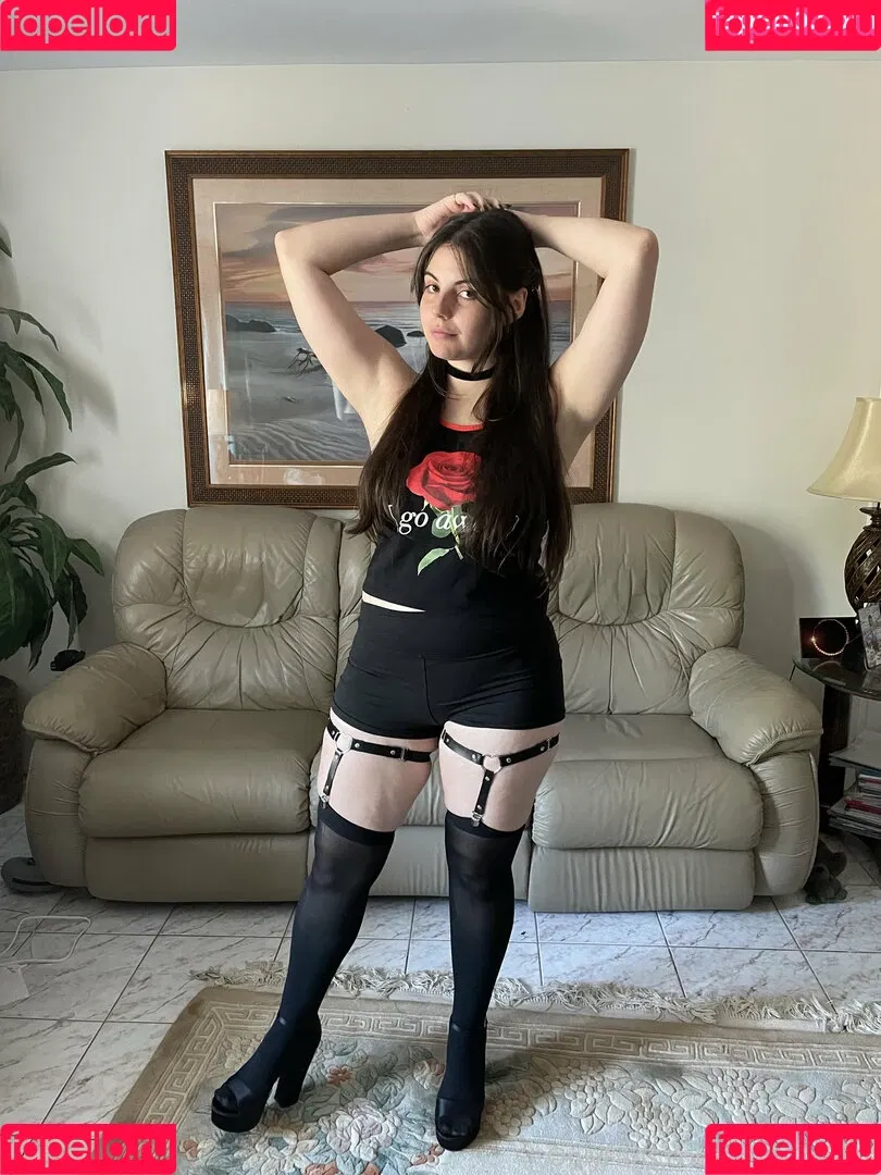 realaikobliss Onlyfans Photo Gallery 