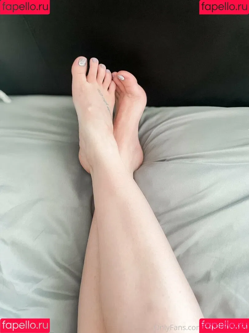 becca_foxx2 Onlyfans Photo Gallery 