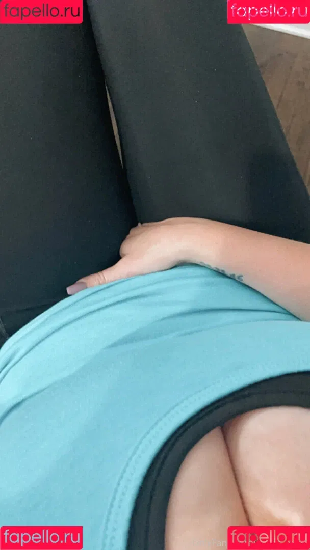 becca_foxx2 Onlyfans Photo Gallery 