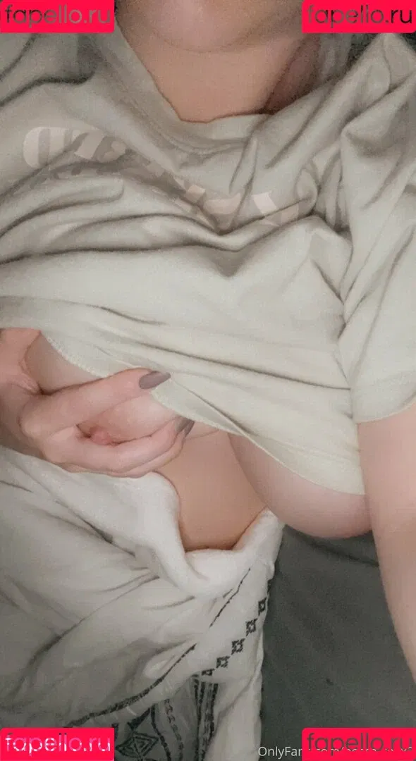 becca_foxx2 Onlyfans Photo Gallery 